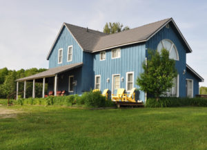 Bed and bale rental cottage